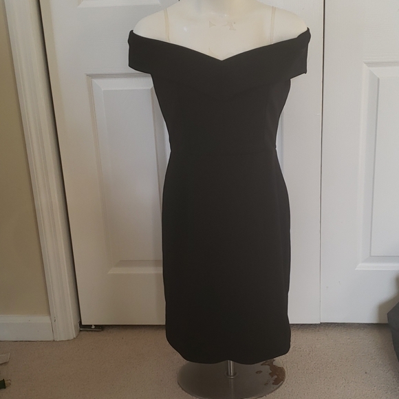Beige by eci Dresses & Skirts - Lovely black dress